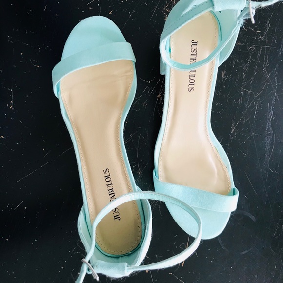 Shoes - Picture 4 of 5